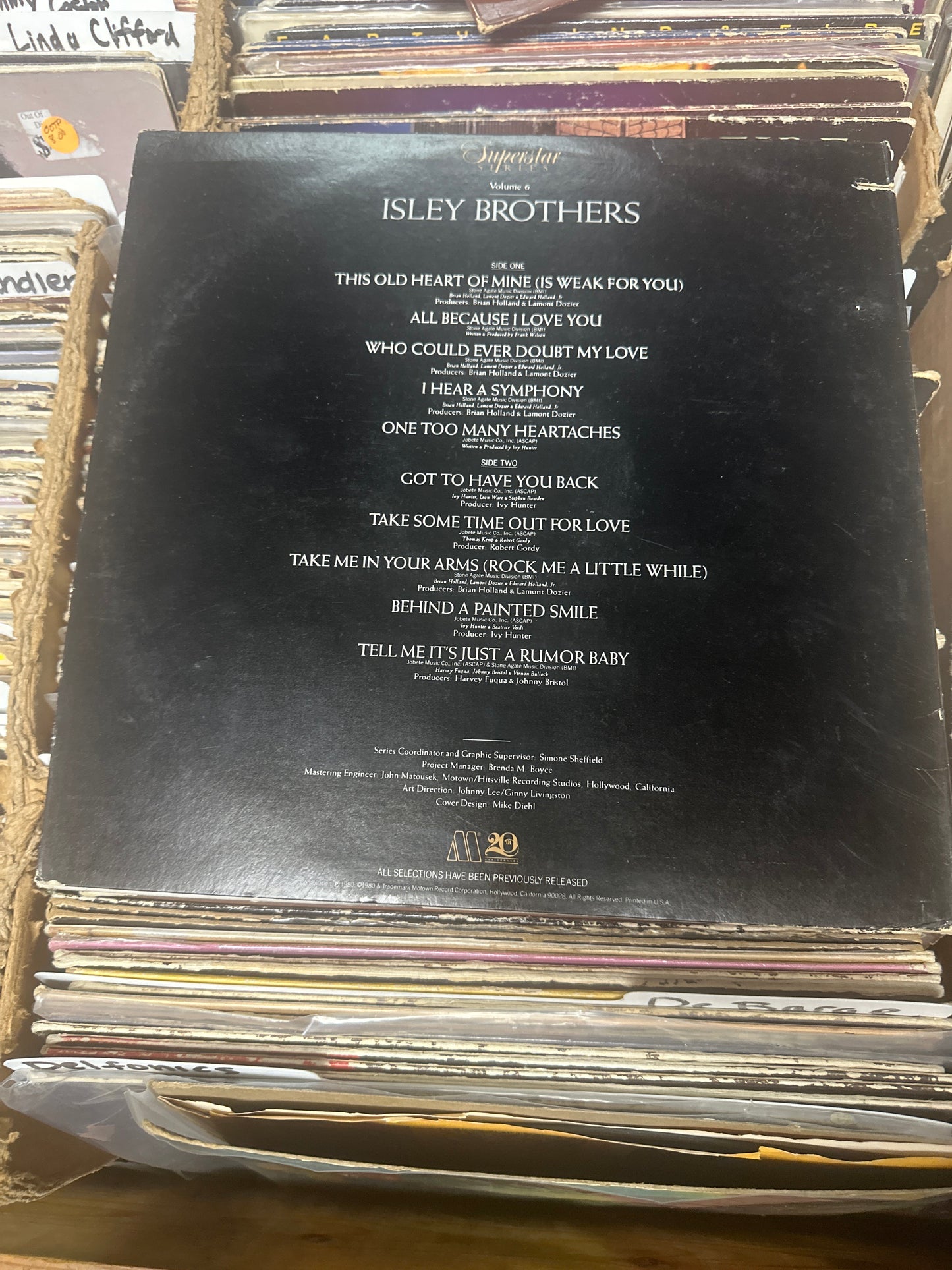 Isley Brothers –Superstar Series – Volume 6 Vinyl LP VG+/VG+