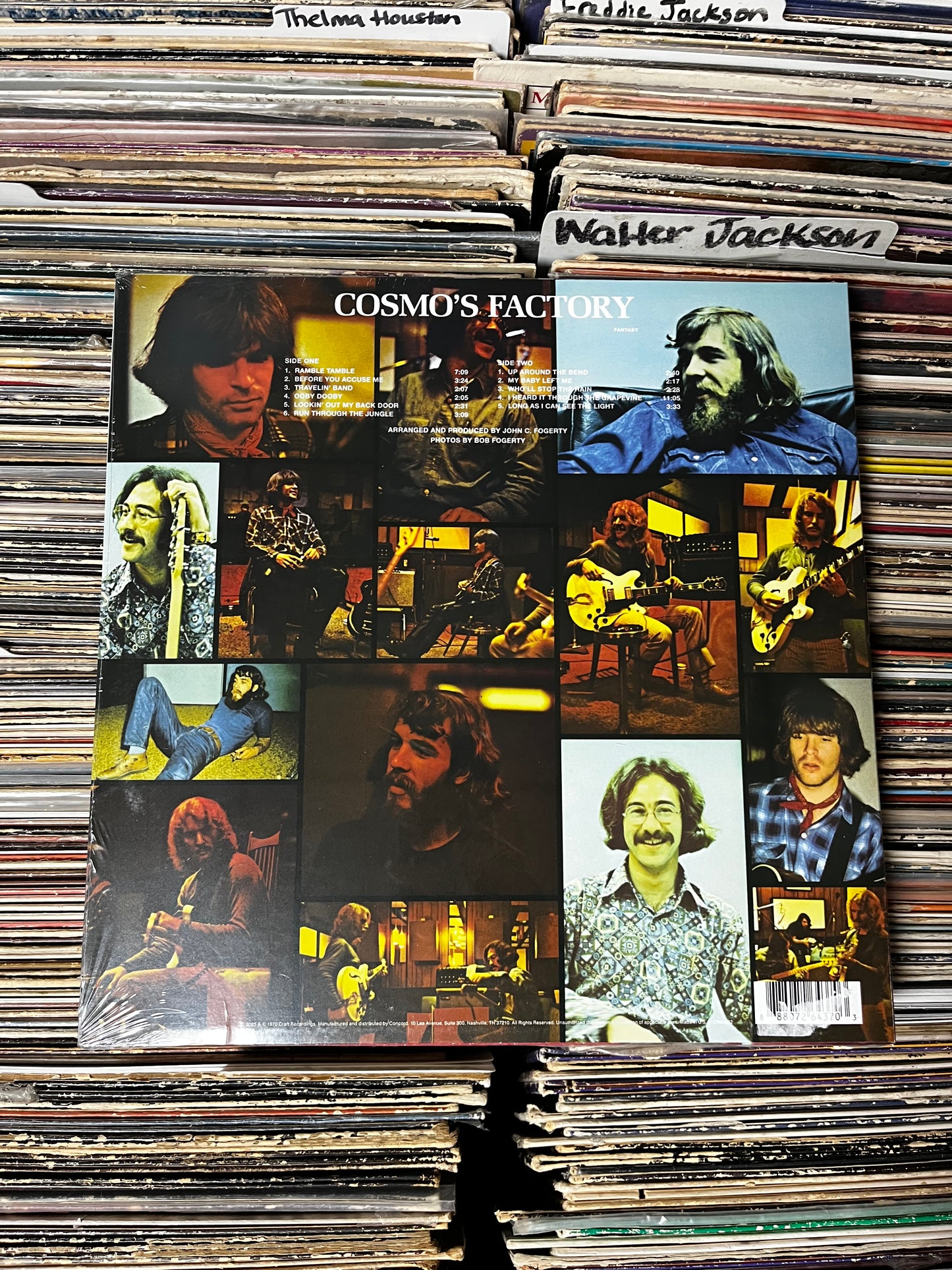 Creedence Clearwater Revival – Cosmo’s Factory (Red Smoke Vinyl Lp)(Barnes & Noble Exclusive)
