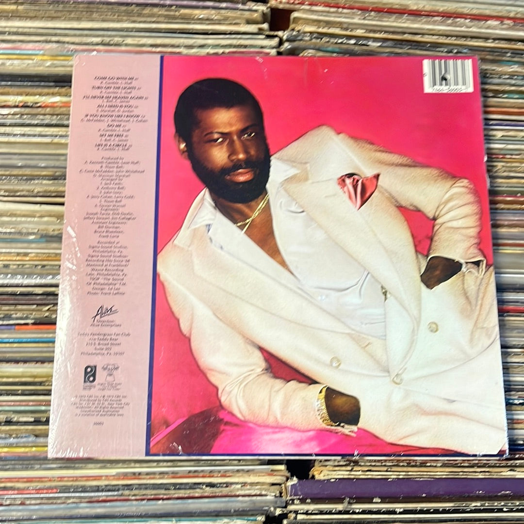 Teddy Pendergrass ‎– Teddy  PZ 36003 Vinyl Lp