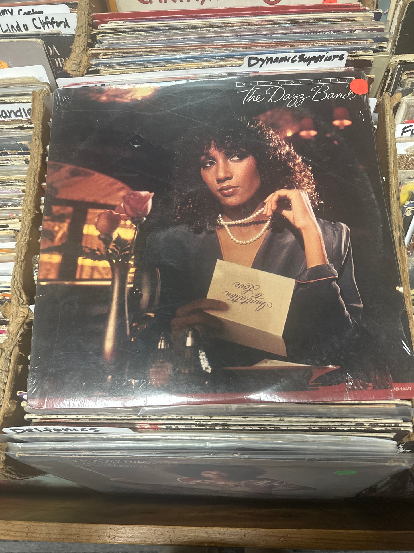 Dazz Band-Invitation To Love Vinyl LP  M8-946M1