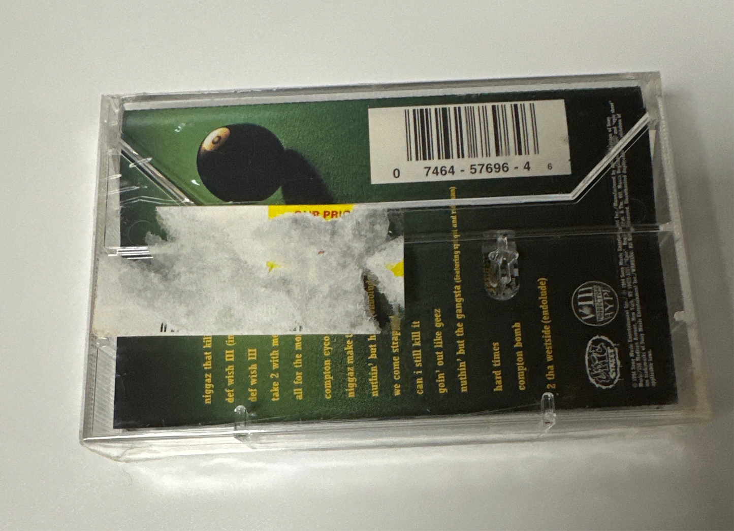 MC Eiht Featuring CMW ‎– We Come Strapped Cassette ET 57696