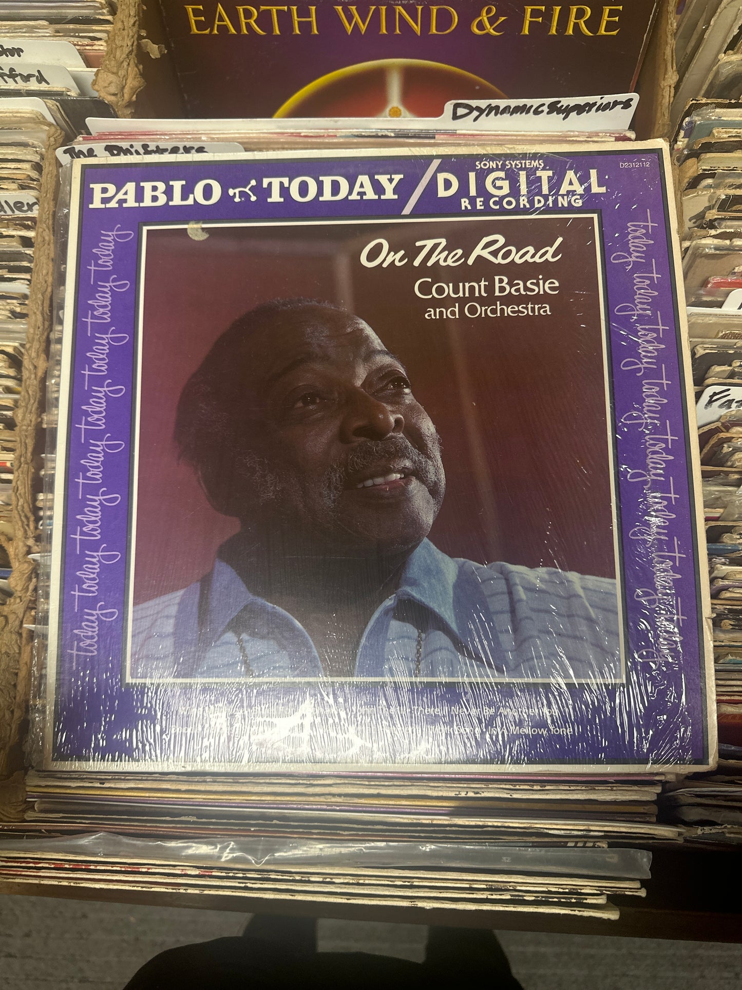 Count Basie And Orchestra ‎– On The Road  Red Vinyl LP D2312112 VG+/VG+